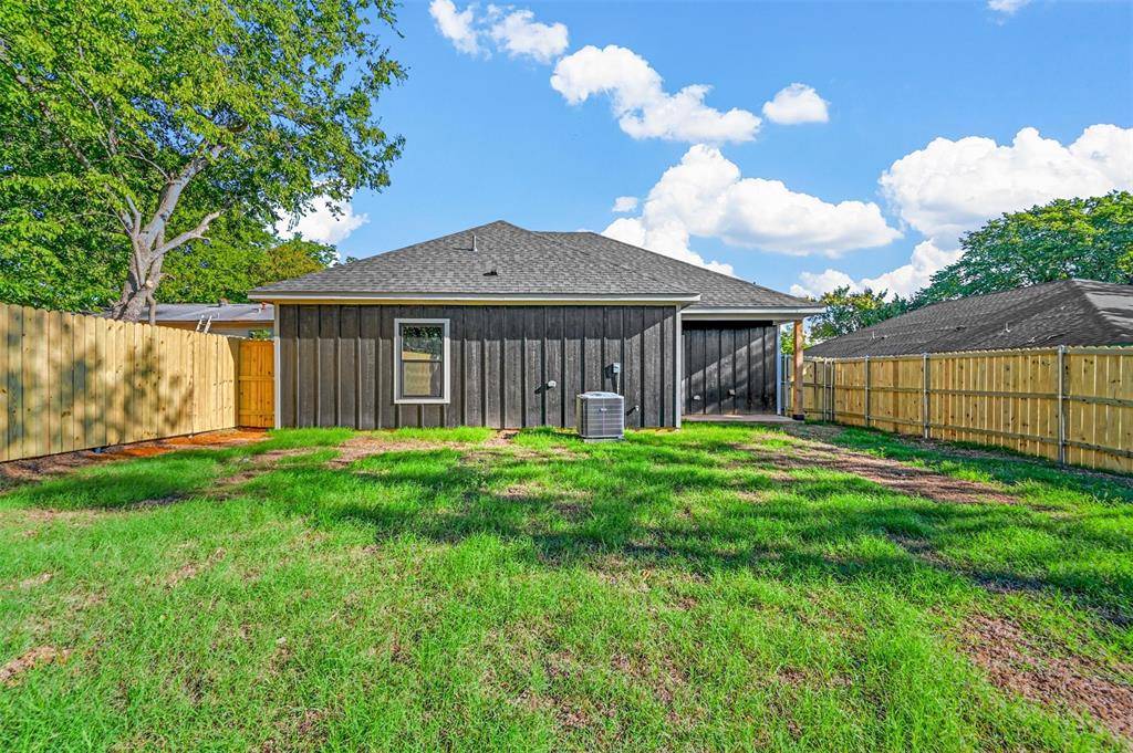 Denison, TX 75021,728 E Walker Street