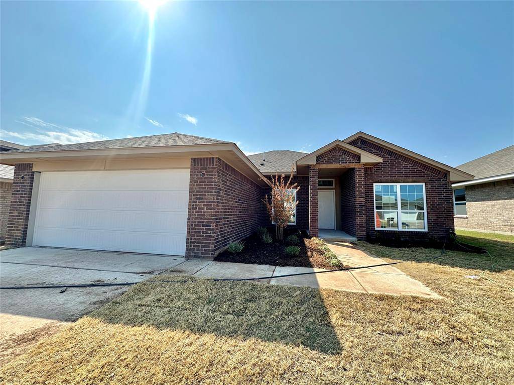 Yukon, OK 73099,1109 Acacia Creek Drive