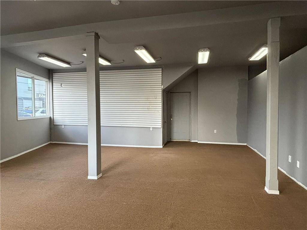 8 CAITHNESS Street E, Caledonia, ON N3W 1B8