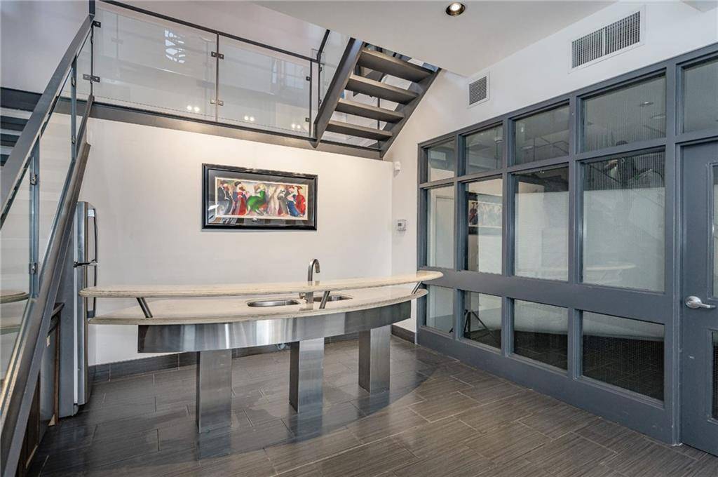 Toronto, ON M5A 1A9,33 Villiers Street #103