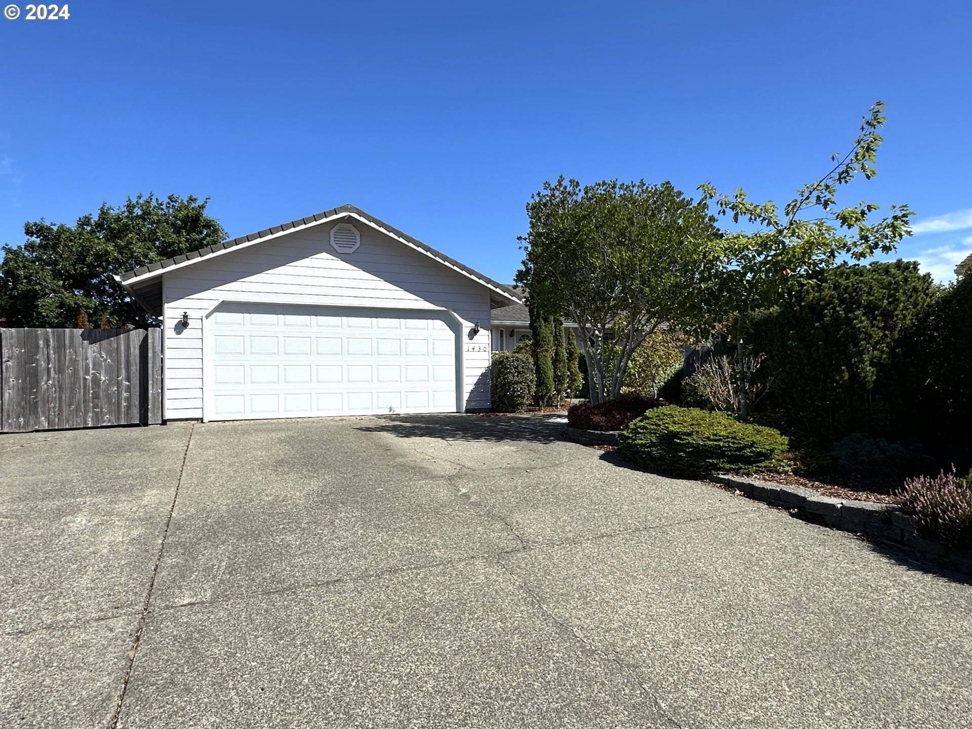 Florence, OR 97439,1430 N YEW CT