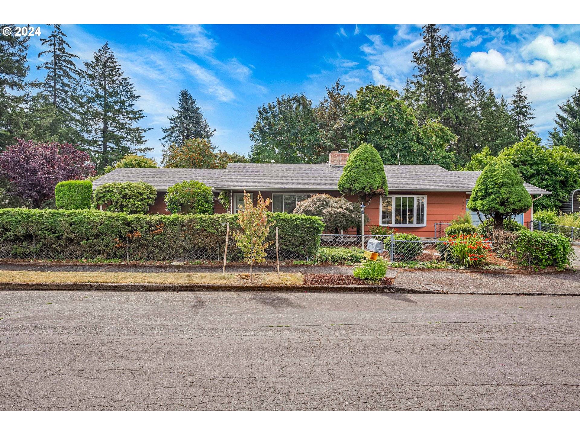 Portland, OR 97230,15300 NE COUCH CT