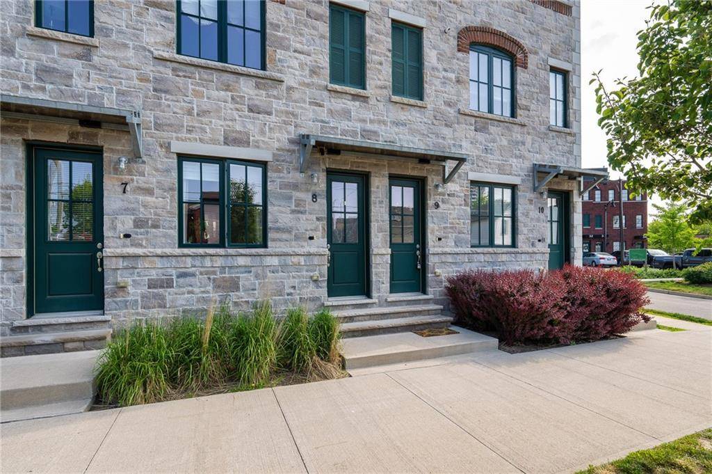 Hamilton, ON L8R 3P3,290 Barton Street W #9