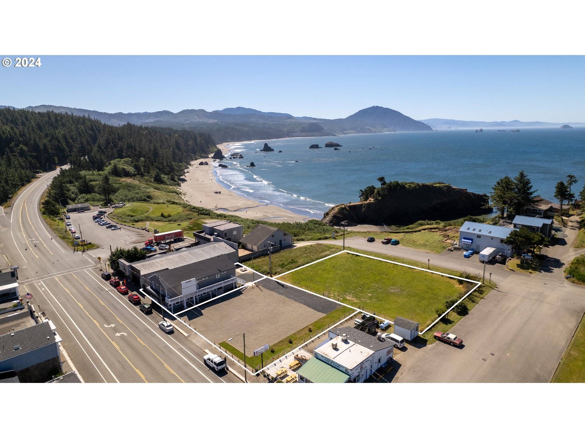 Port Orford, OR 97465,267 6TH ST