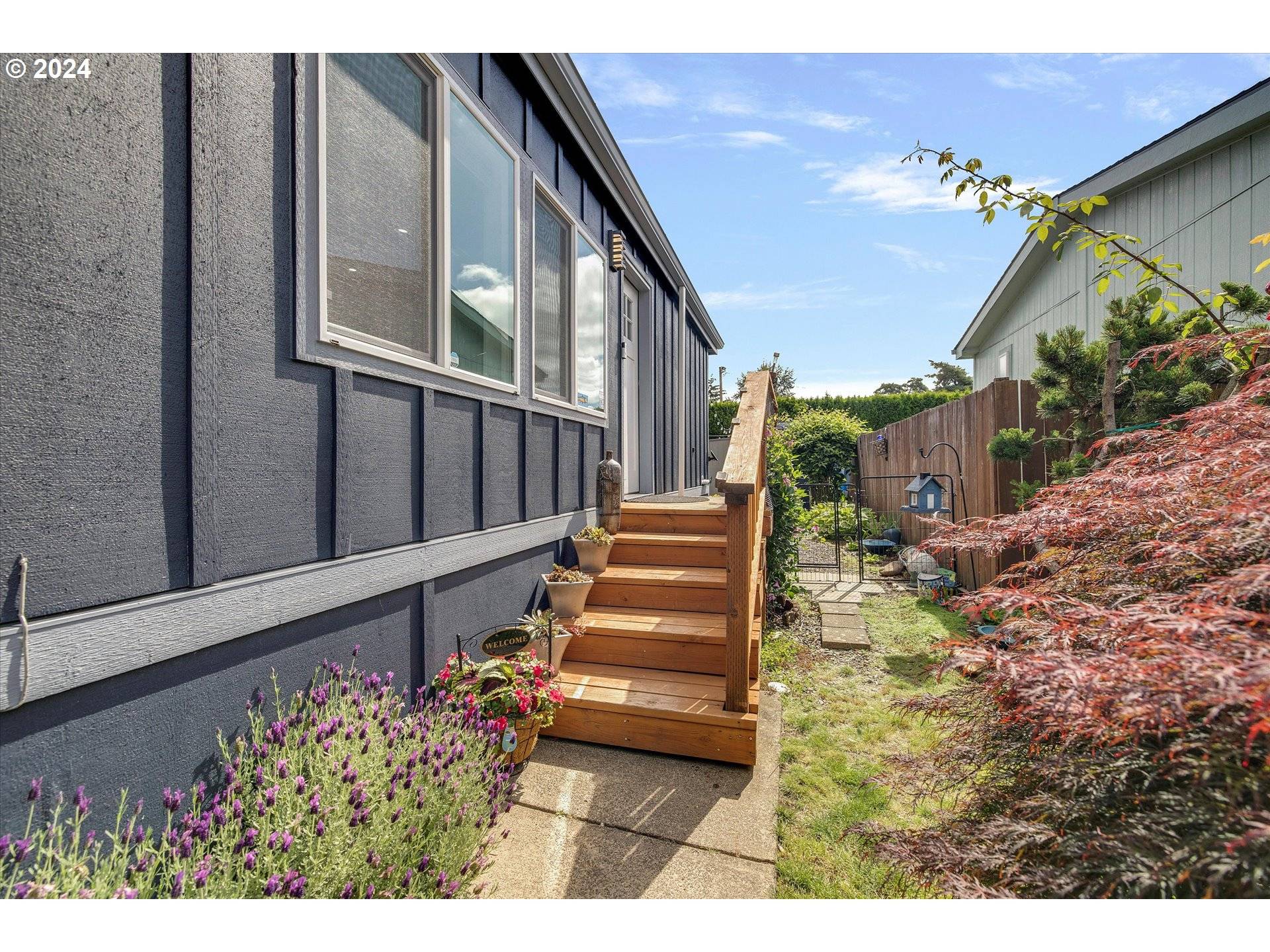 Portland, OR 97230,18345 NE GLISAN ST #8