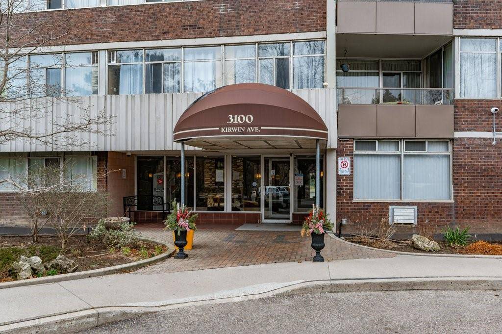 3100 KIRWIN Avenue #2102, Mississauga, ON L5A 3S6