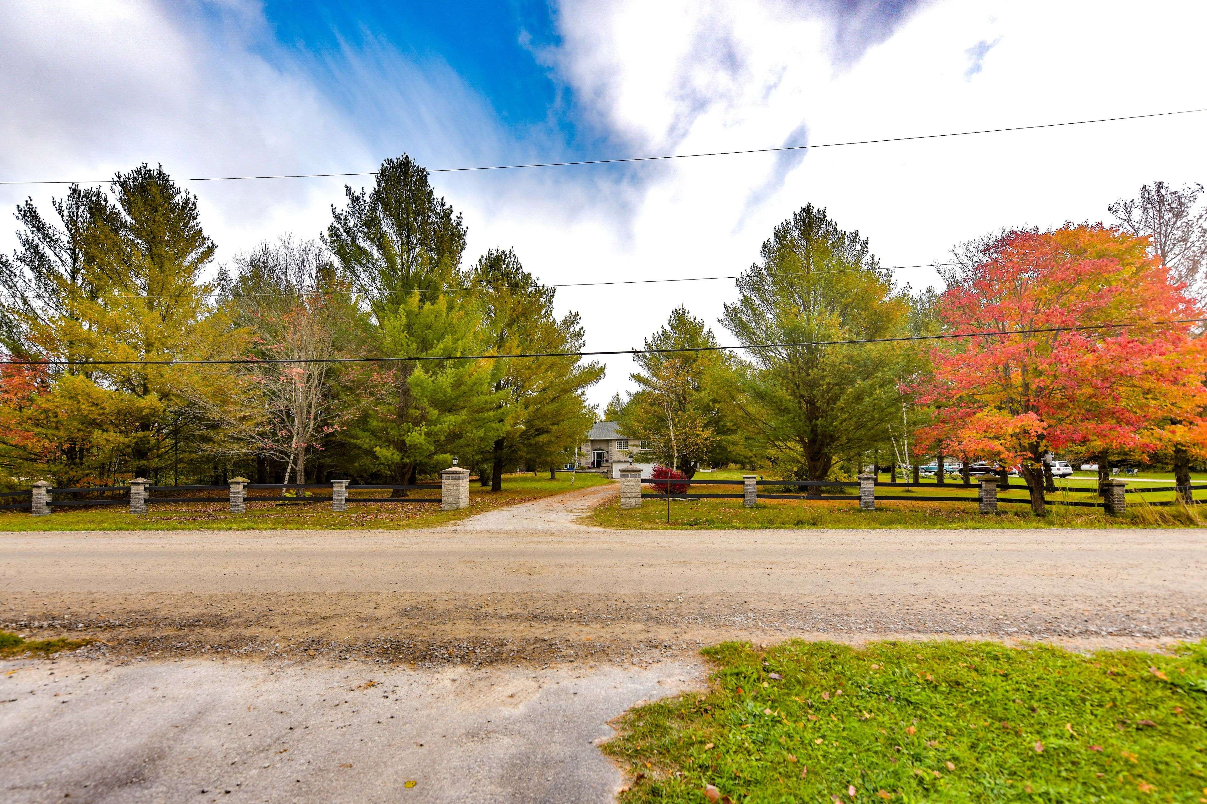 Ramara, ON L0K 2B0,7579 Cronk Side Road