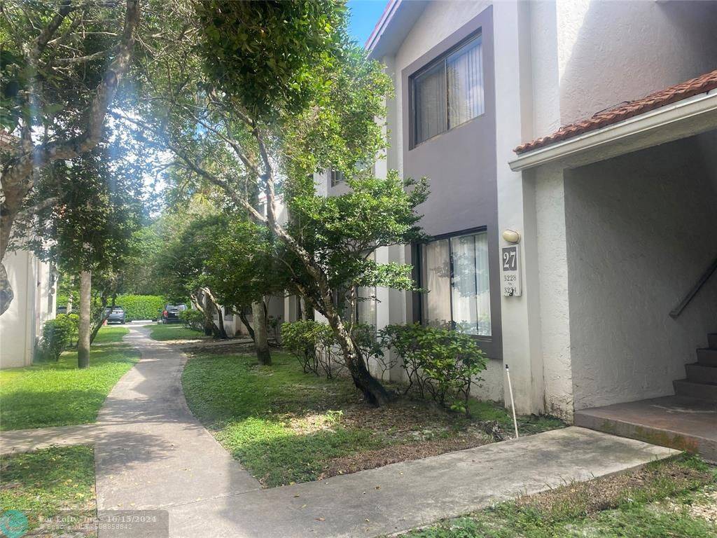 Coral Springs, FL 33065,3228 Coral Lake Lane  #3228