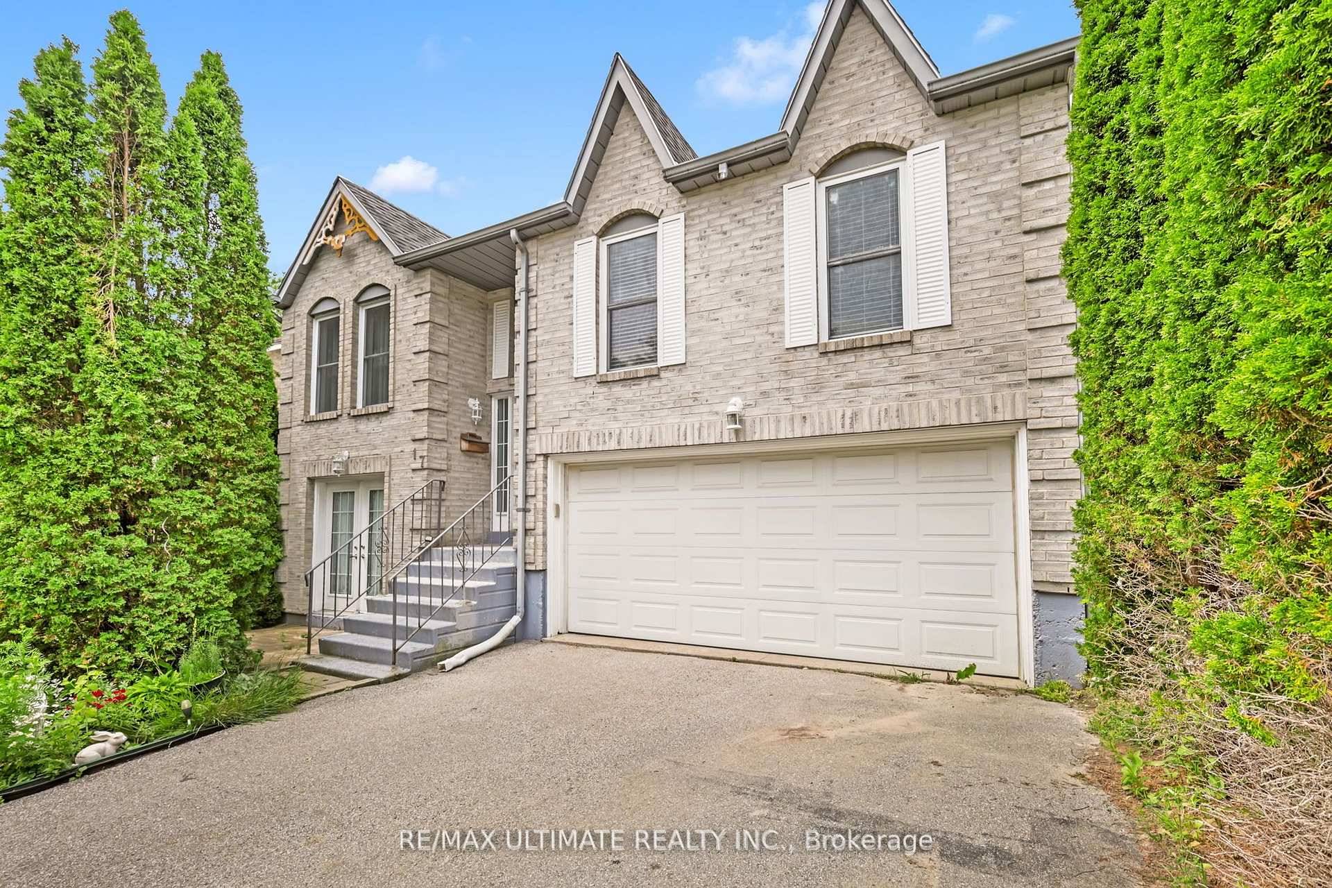 Brantford, ON N3T 6T5,17 Evergreen CT