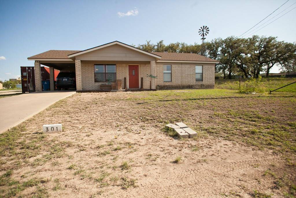 Mertzon, TX 76941,301 W Duncan Ave