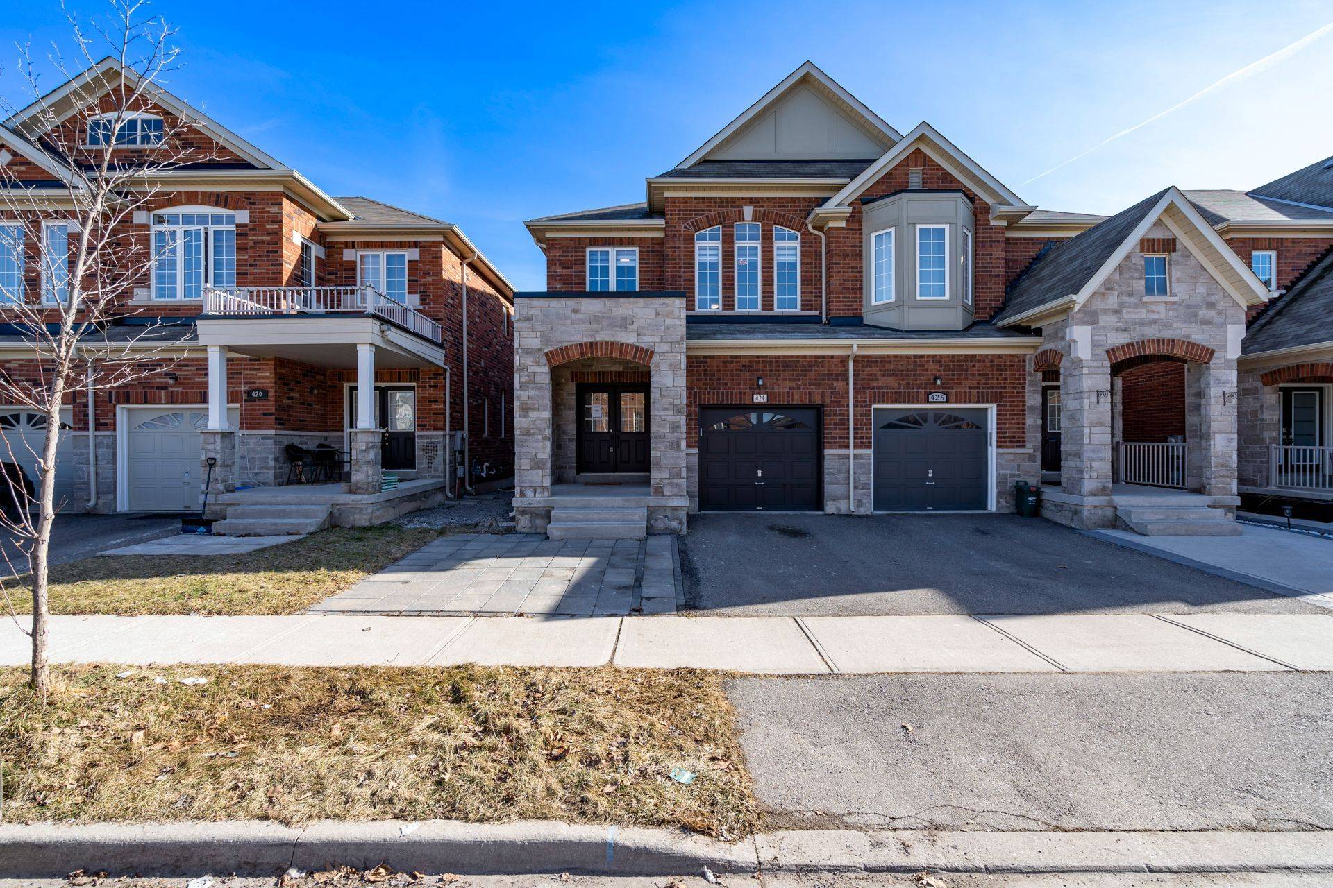 Milton, ON L9T 8P7,424 Bessborough DR