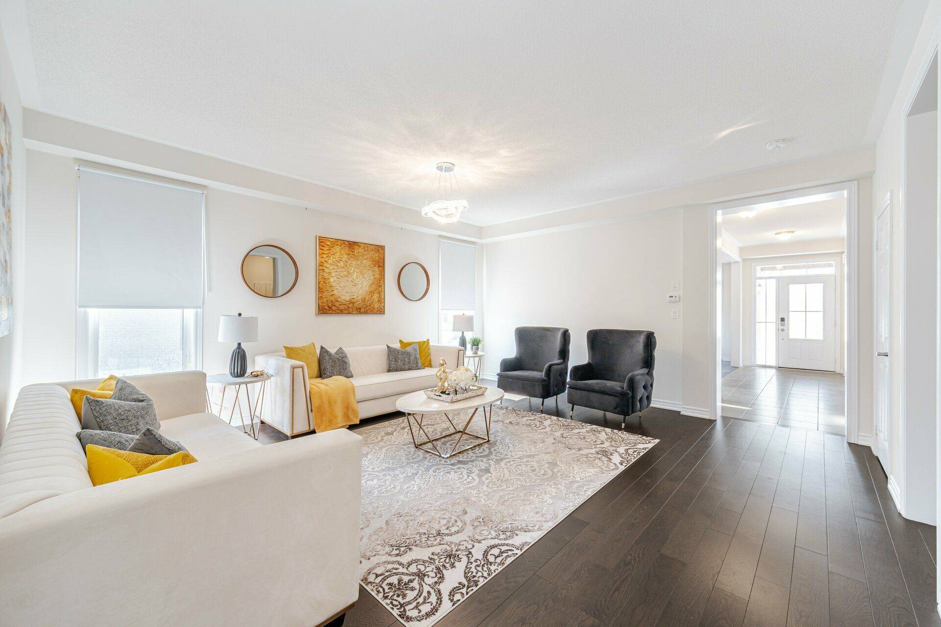 Caledon, ON L7C 4E2,52 phyllis DR