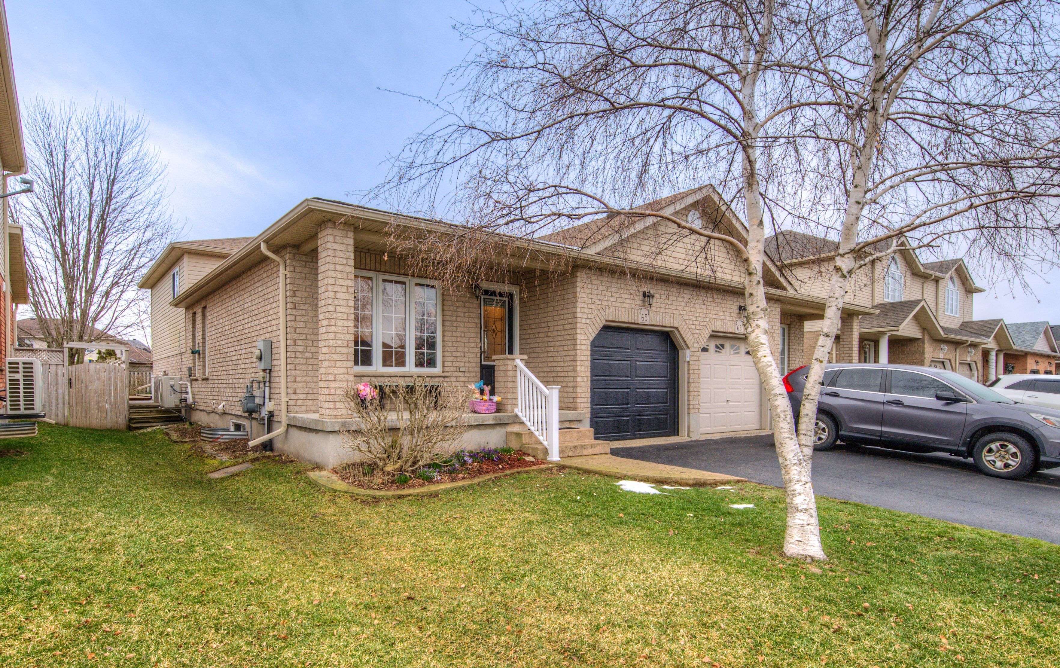 Woolwich, ON N3B 3M6,65 Muscovey DR