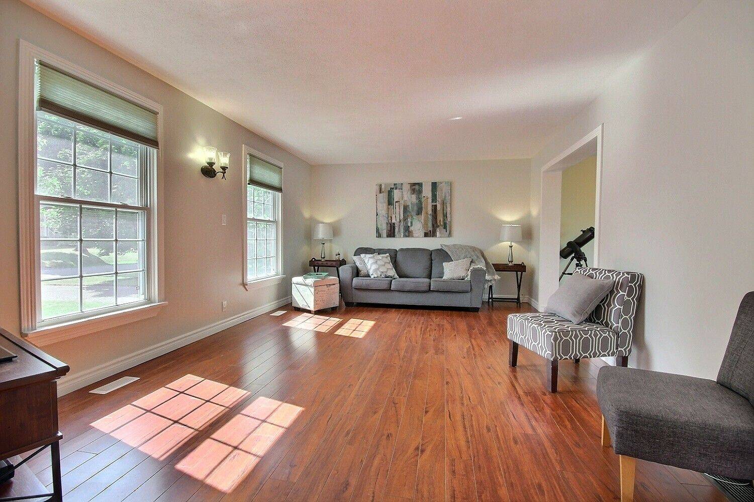 Belleville, ON K8N 2L1,44 Edgehill RD
