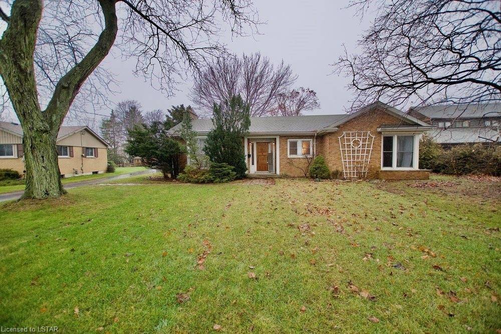 St. Thomas, ON N5P 3K9,241 WOODWORTH CRES