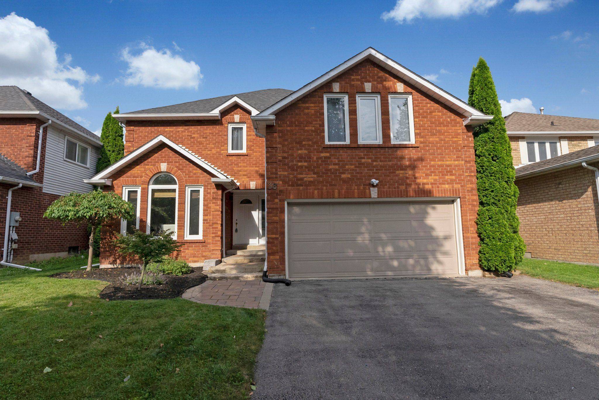 Clarington, ON L1C 4L3,38 Strathmanor DR