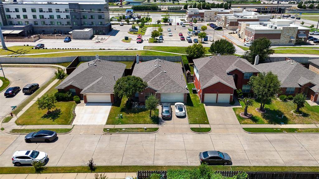 Grand Prairie, TX 75052,2819 Bluefield Lane