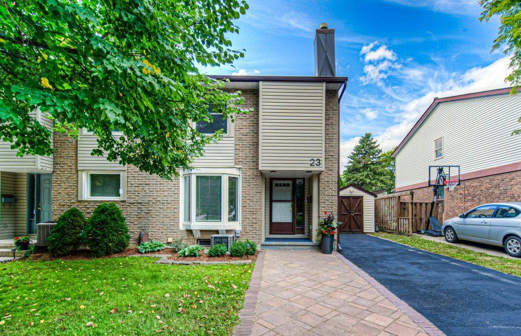 Kitchener, ON N2A 2T9,23 Manor DR