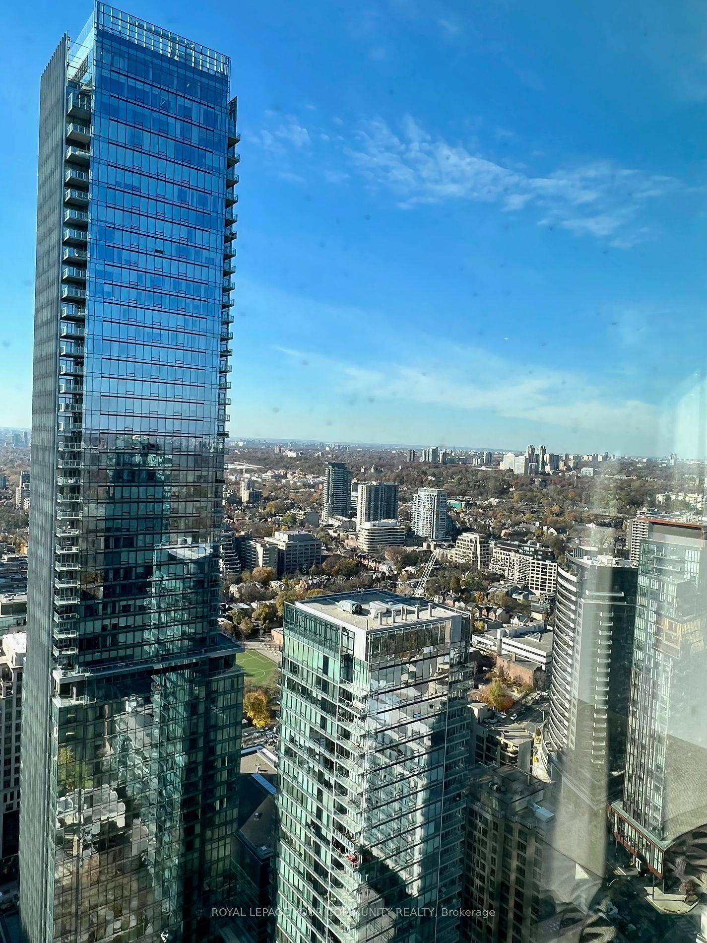 Toronto C02, ON M4W 0B1,1 Yorkville AVE #4005