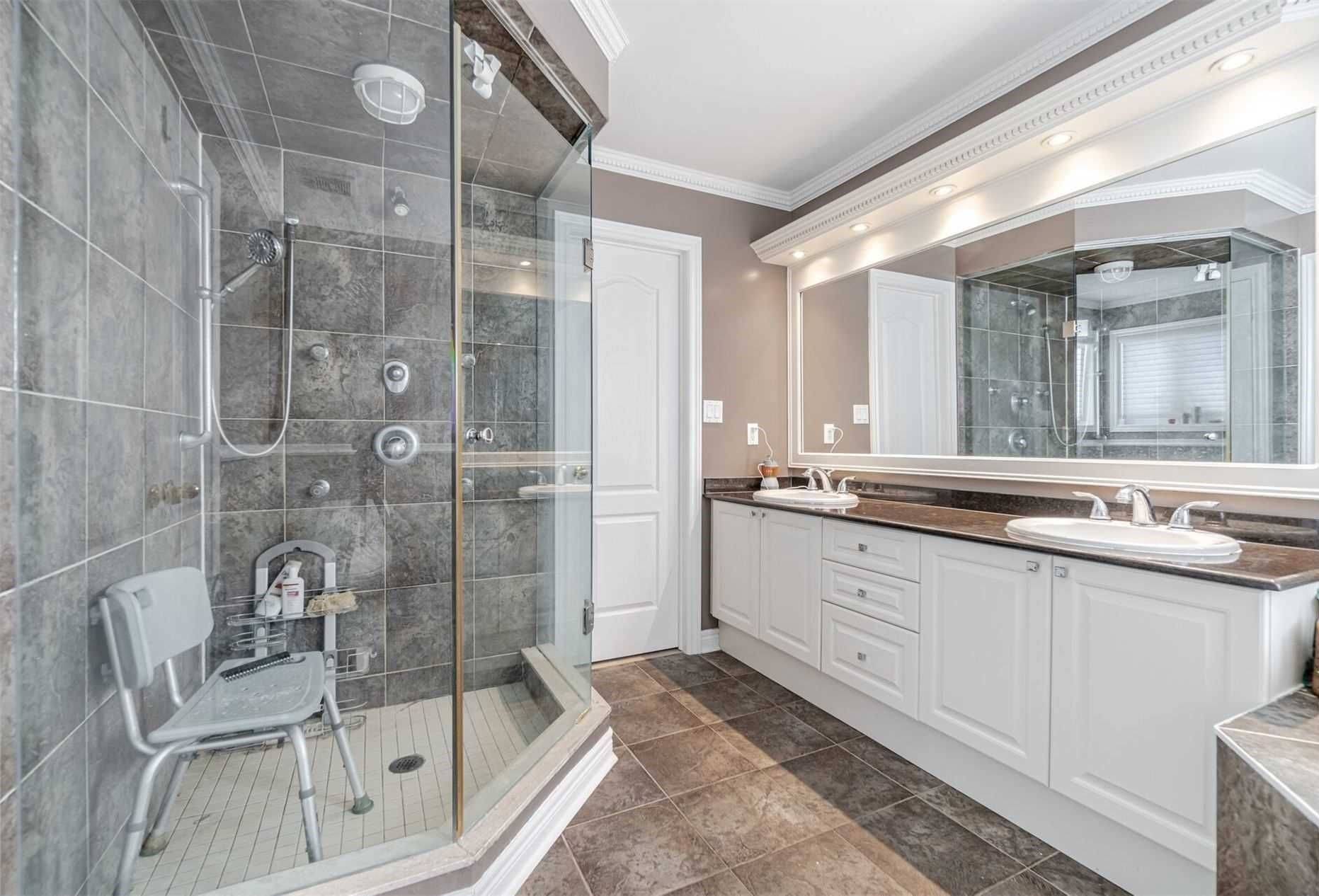 Halton Hills, ON L7G 6G3,34 Forsyth Cres CRES