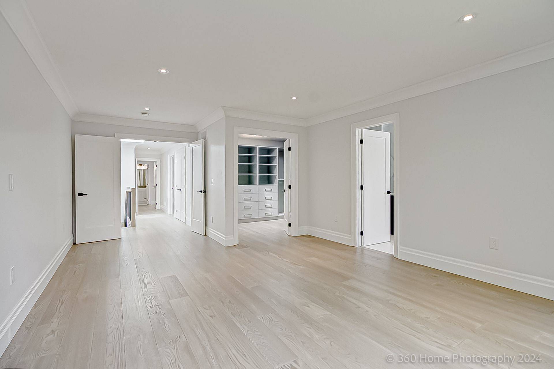 Toronto C11, ON M4G 1V7,747 Millwood RD