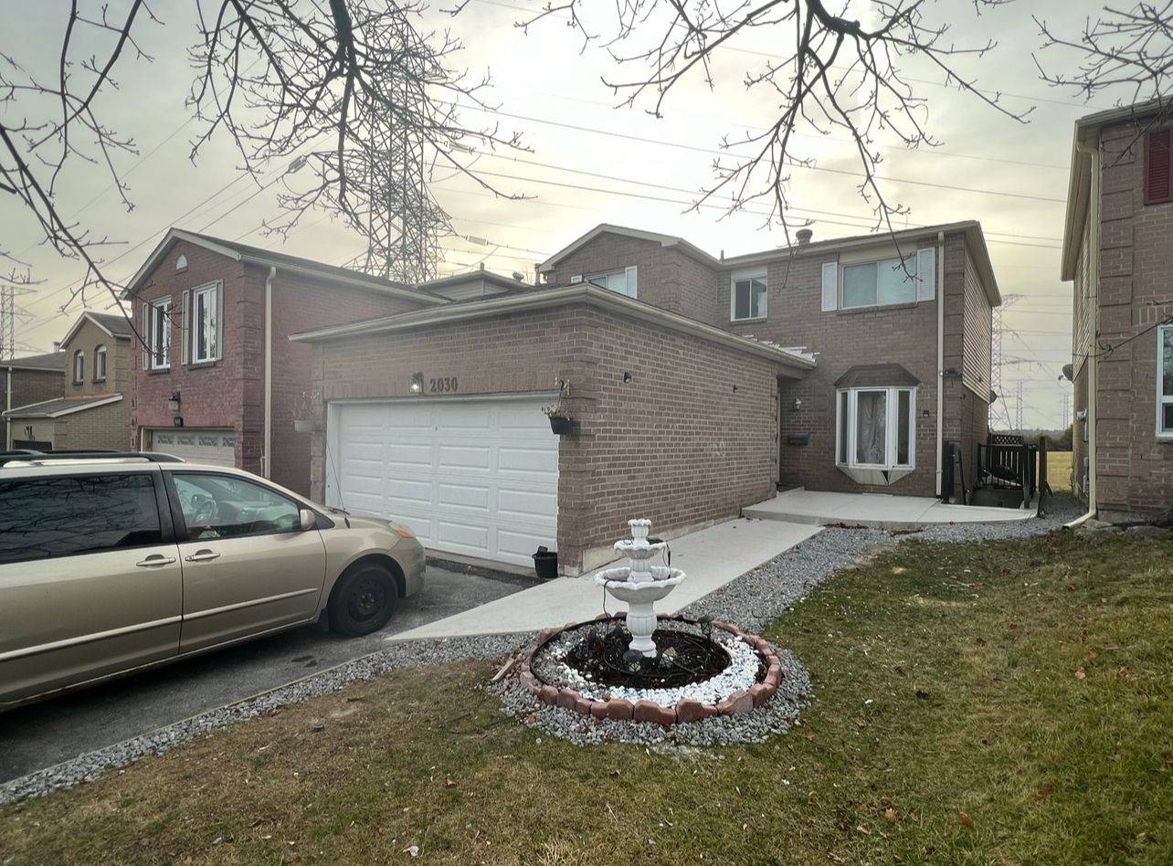 Durham, ON L1X 1Y4,2030 Duberry DR