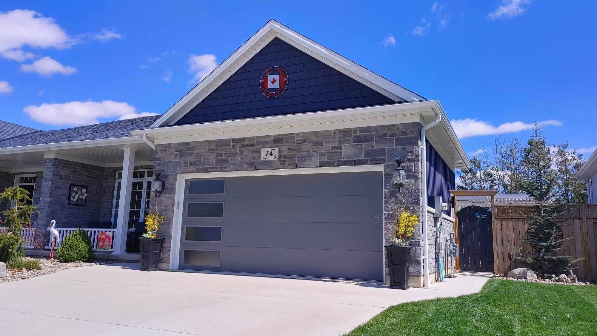 Chatham-kent, ON N0P 1A0,74 LANZ BLVD