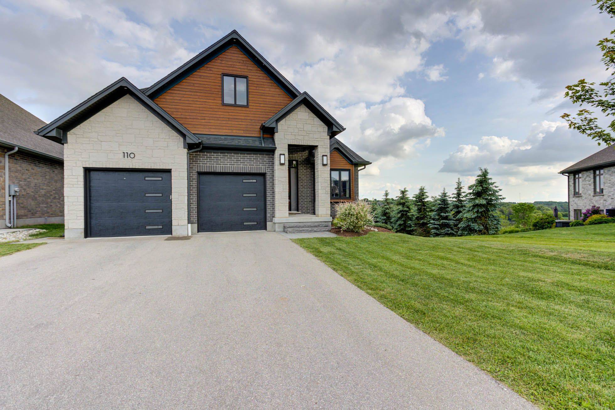 Mapleton, ON N0G 1P0,110 Ridgeview DR