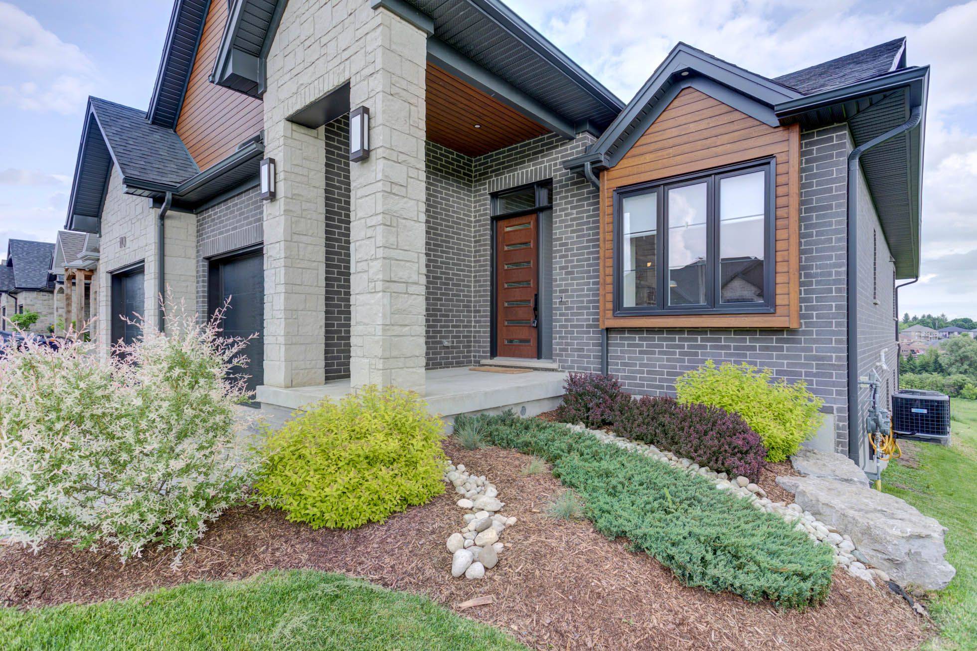 Mapleton, ON N0G 1P0,110 Ridgeview DR