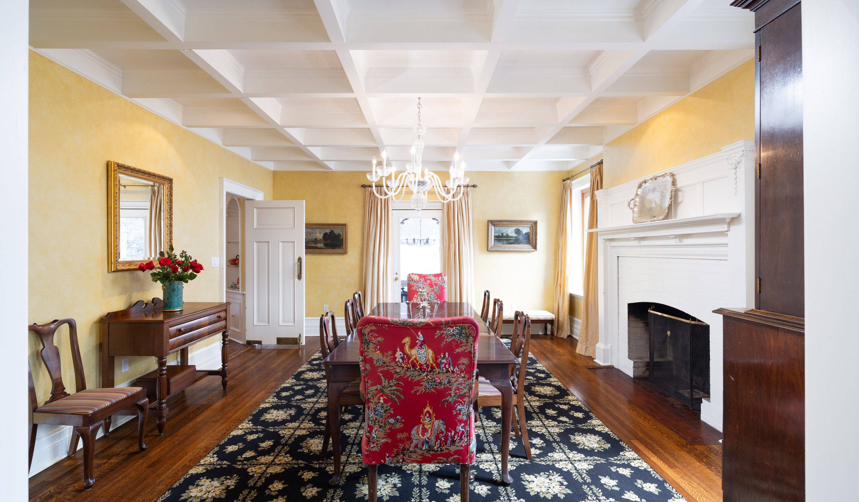 Toronto C02, ON M5R 2L7,101 Admiral RD