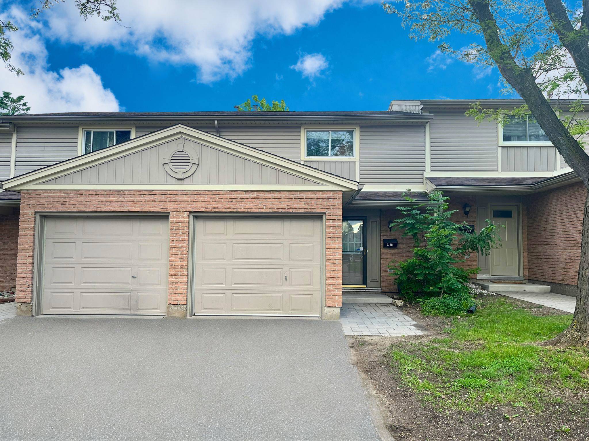 Kitchener, ON N2P 1L9,223 Pioneer DR #L81