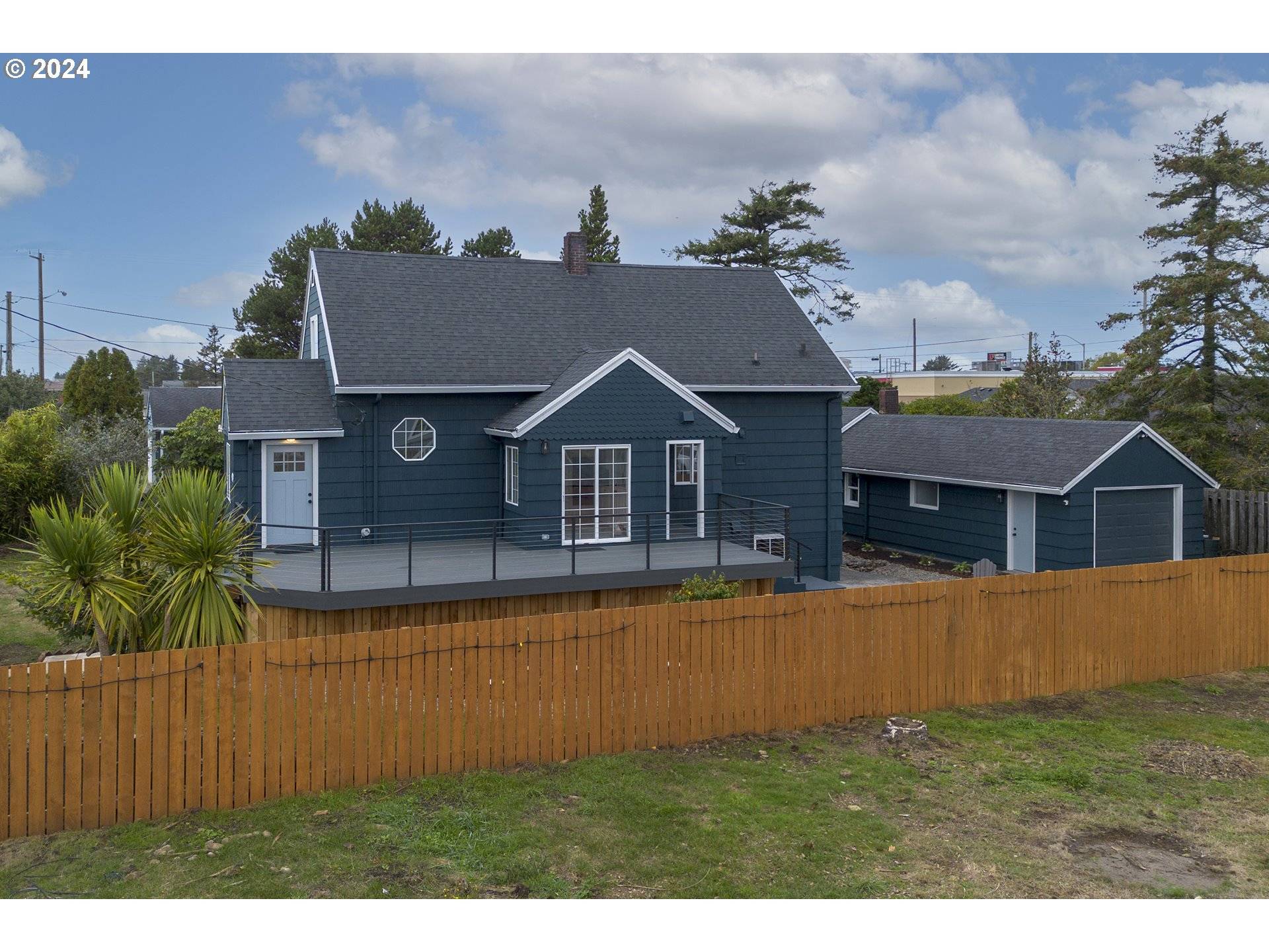 Seaside, OR 97138,924 AVENUE H