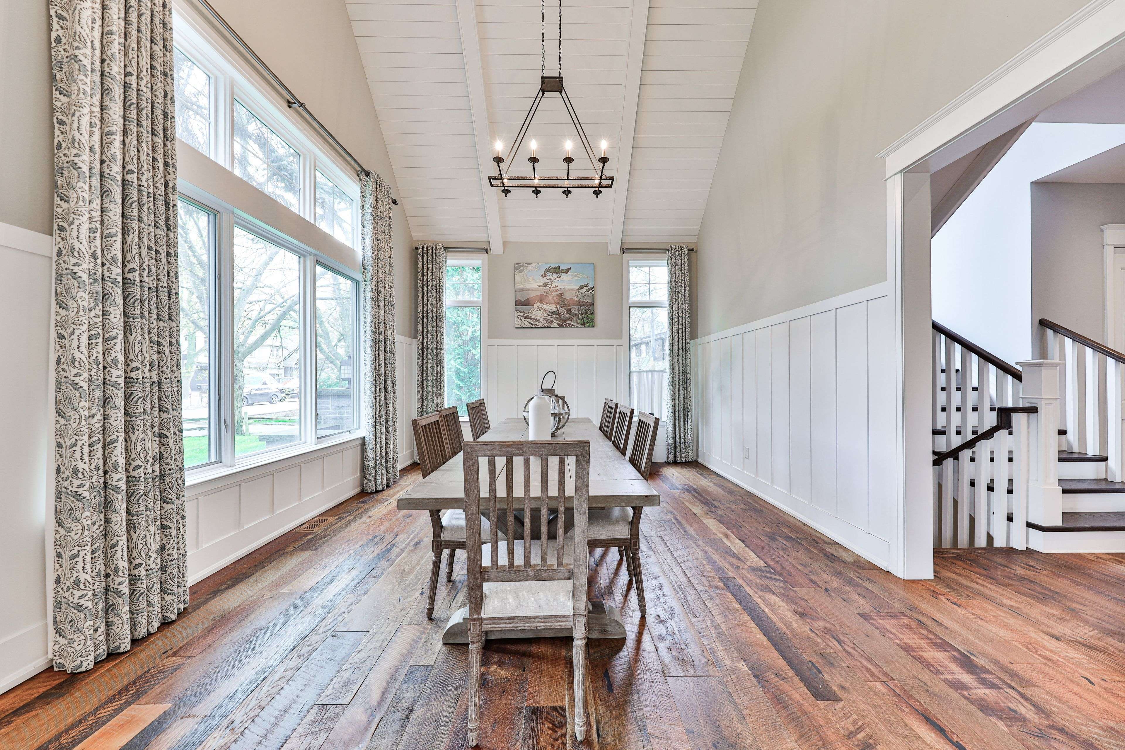 Mississauga, ON L5G 2B1,63 Veronica DR