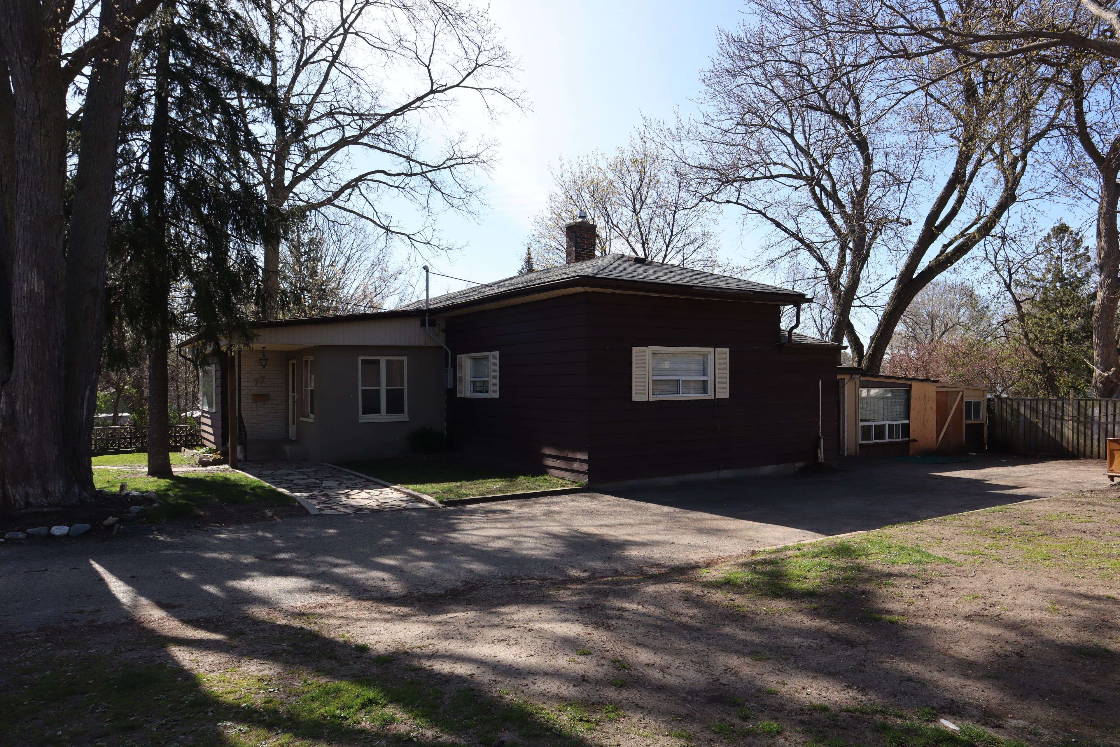 Kitchener, ON N2M 3V8,77 Highland RD E