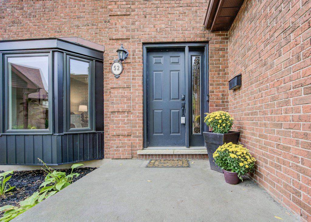 Kitchener, ON N2A 3L6,52 Notchwood CT