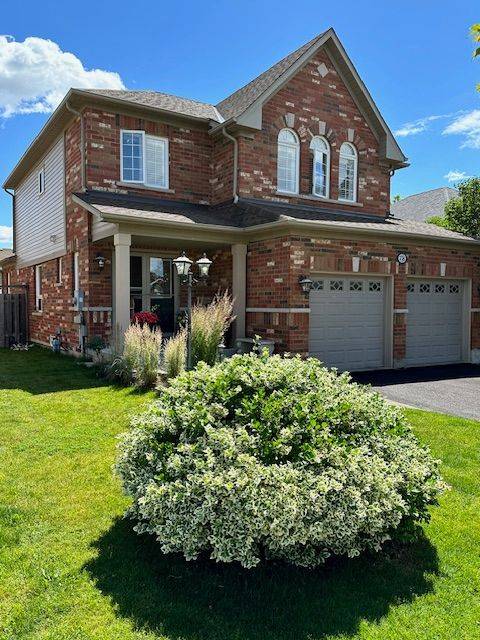 Clarington, ON L1C 5B9,78 Bonathon CRES