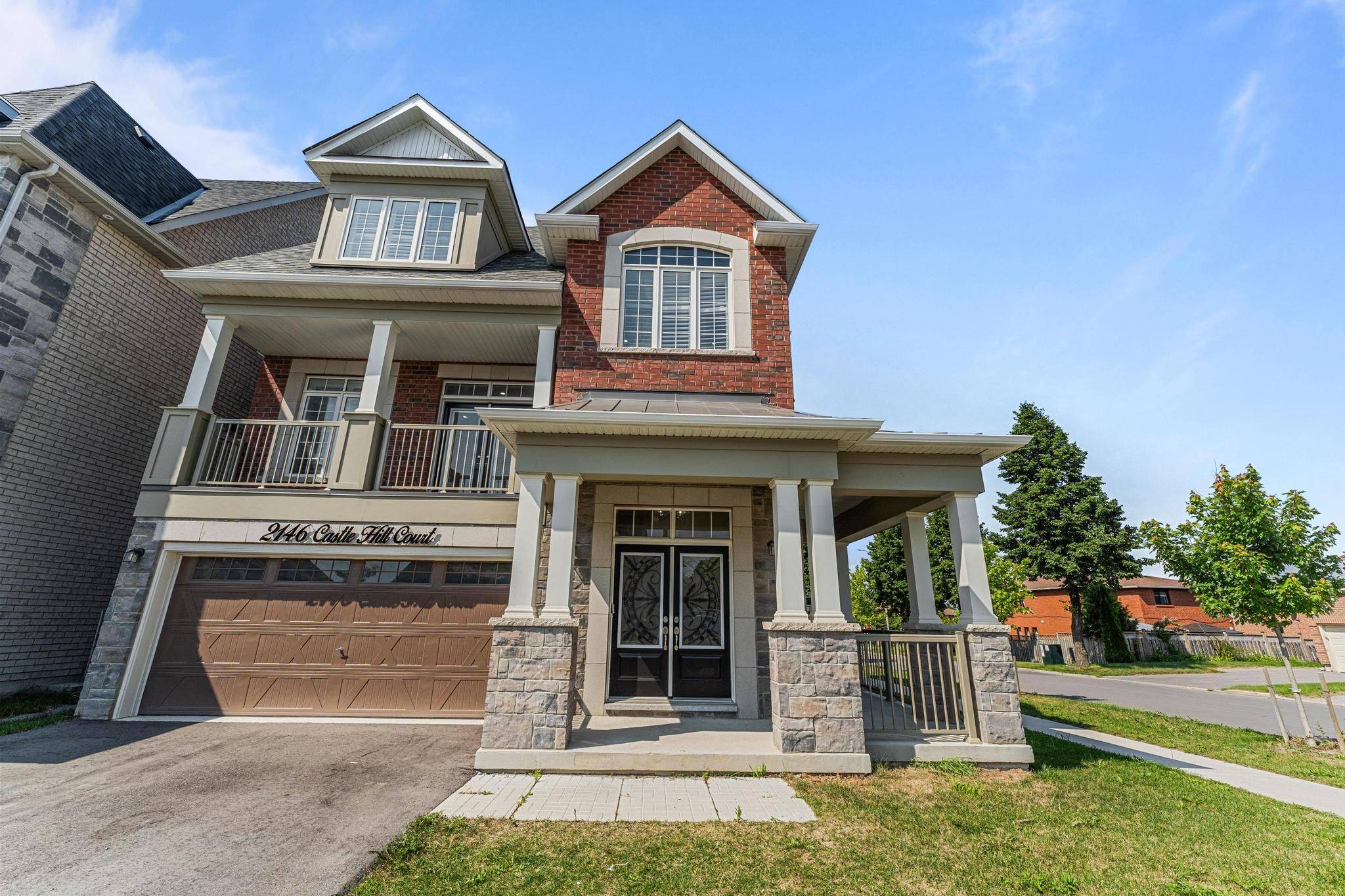 Pickering, ON L1X 1Y5,2146 Castle Hill CT