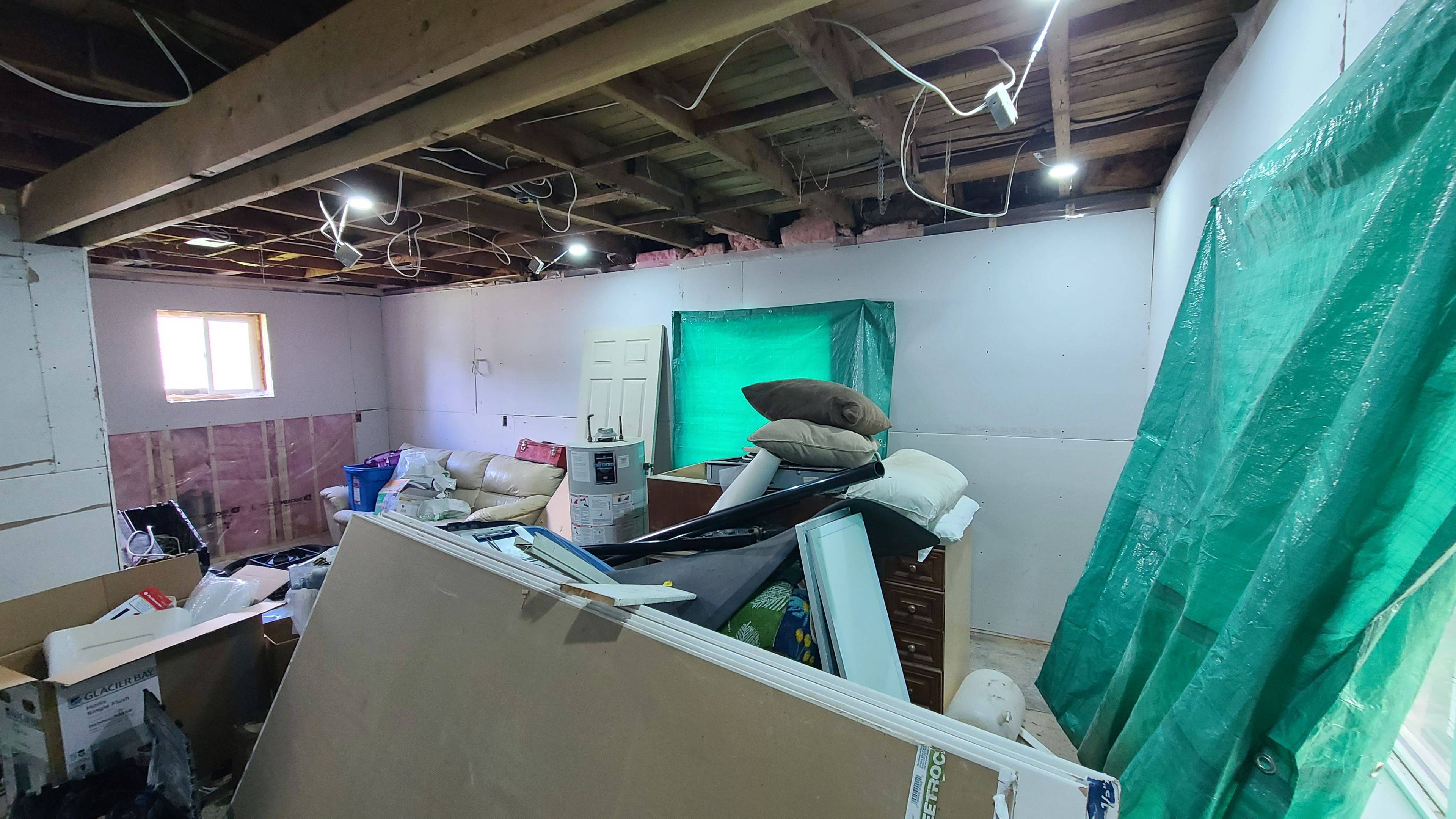 Scugog, ON L0B 1E0,61 Centre ST