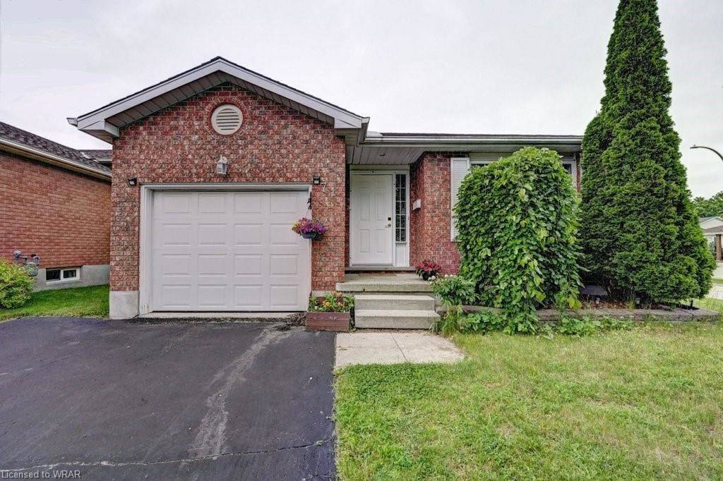 Kitchener, ON N2E 3K5,71 Hedgestone CRES