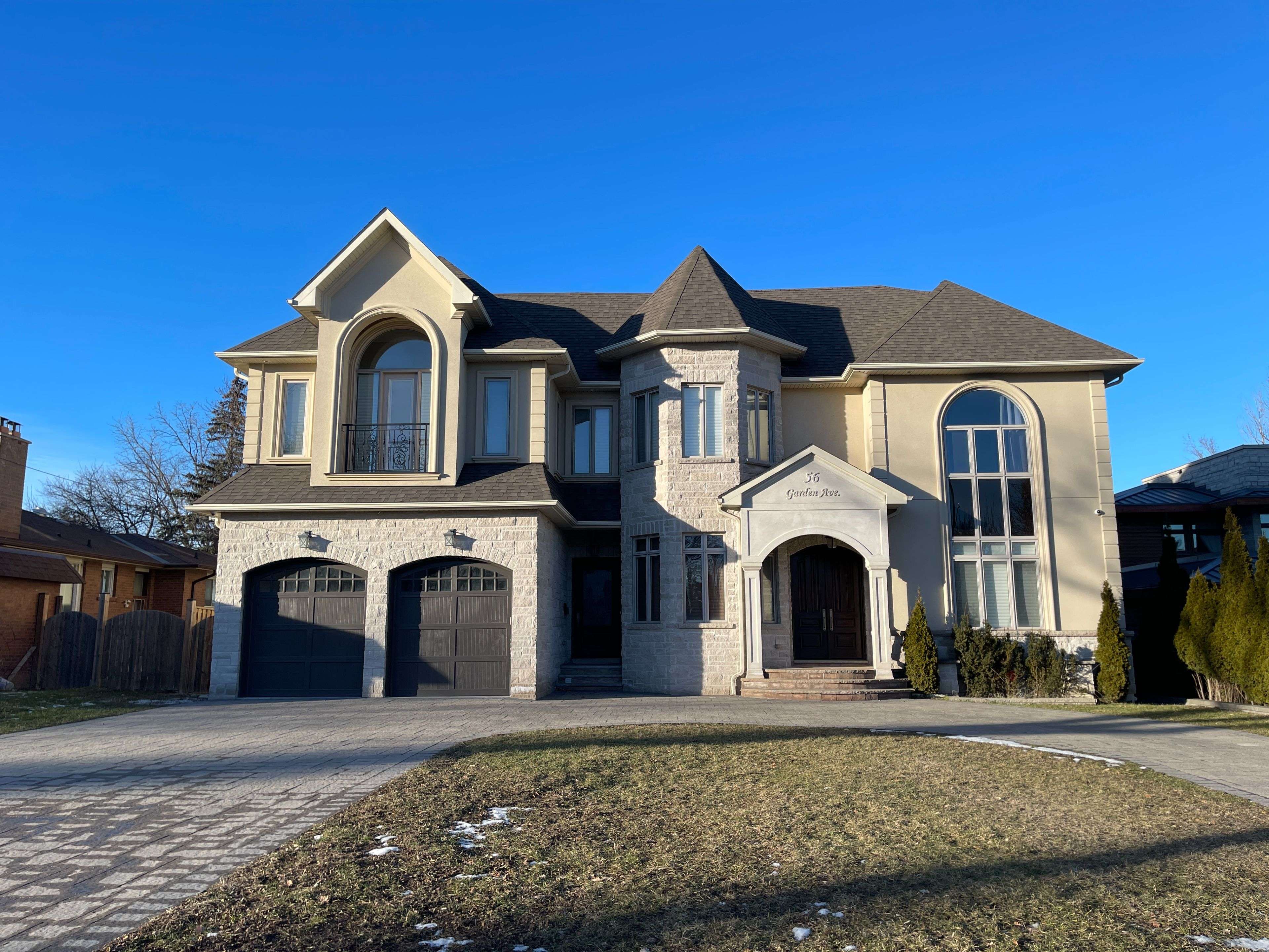 Richmond Hill, ON L4C 6L9,56 Garden AVE