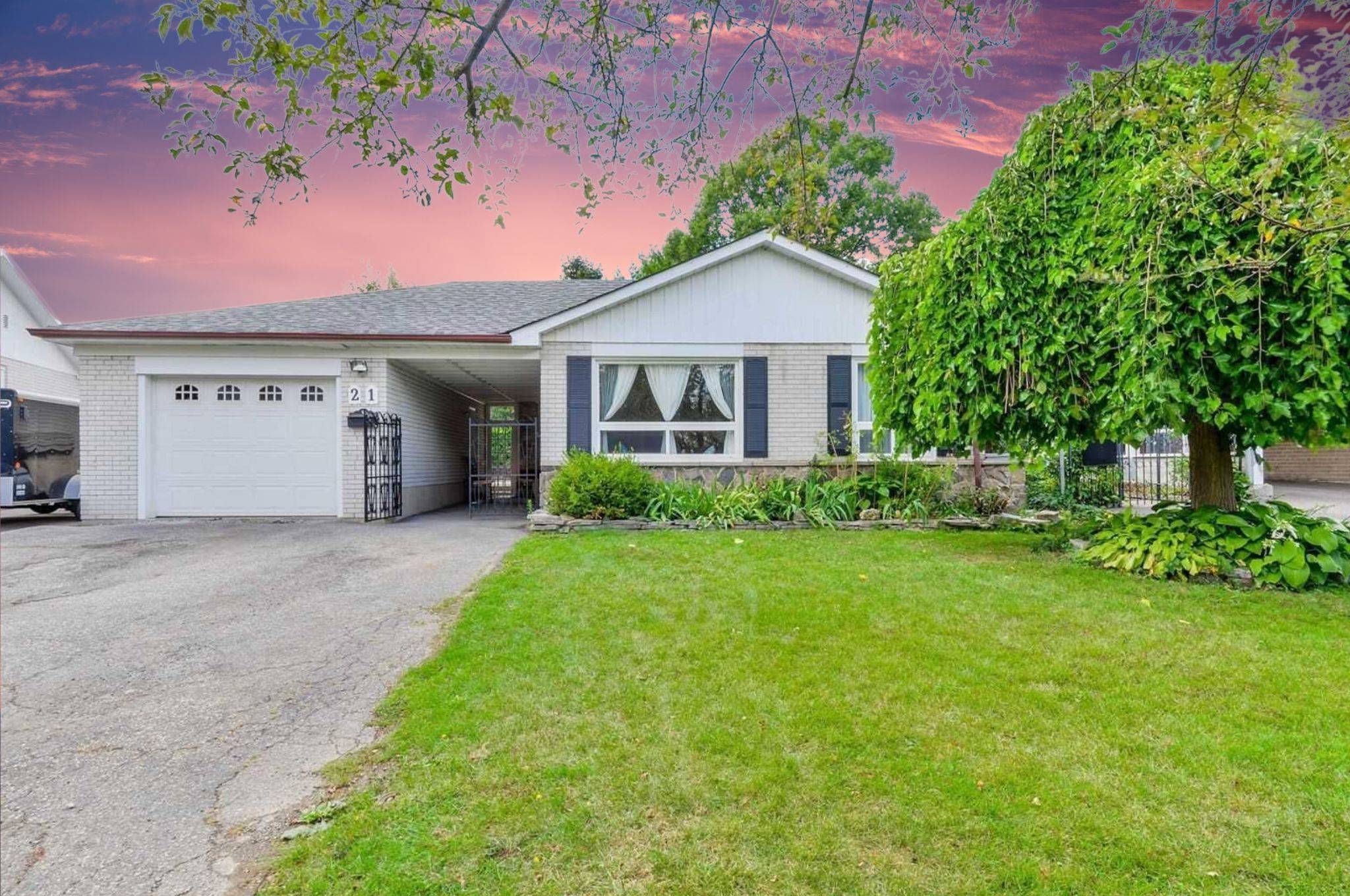 Brampton, ON L6X 2L3,21 Northwood DR