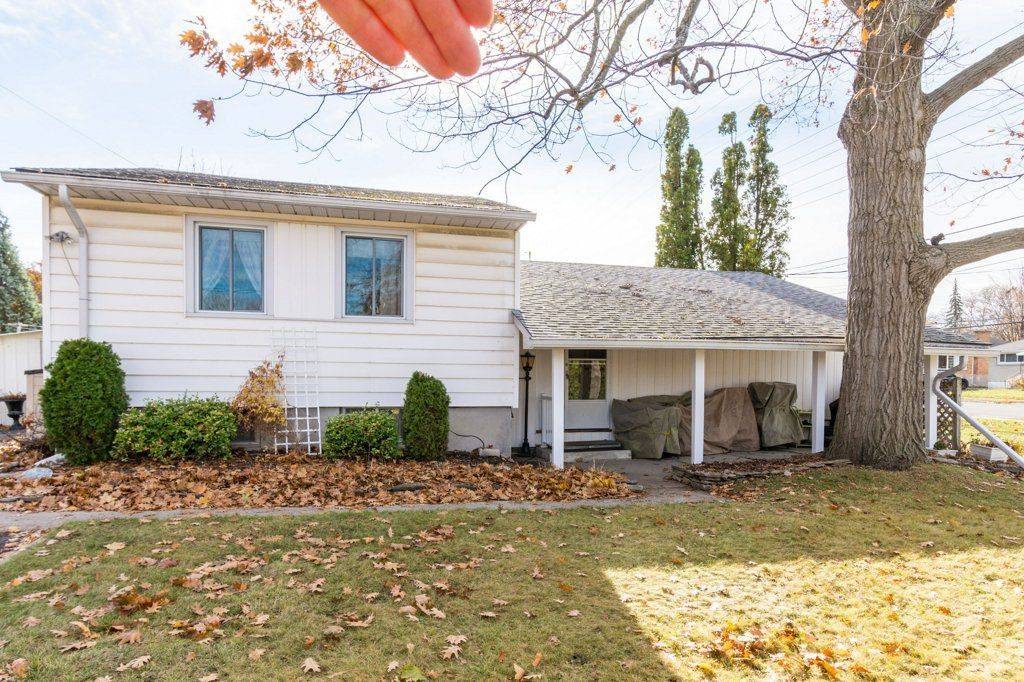Belleville, ON K8N 4L8,255 Farley AVE