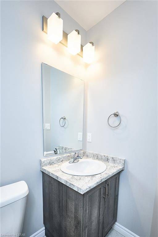 London South, ON N6M 0E9,3318 STRAWBERRY WALK