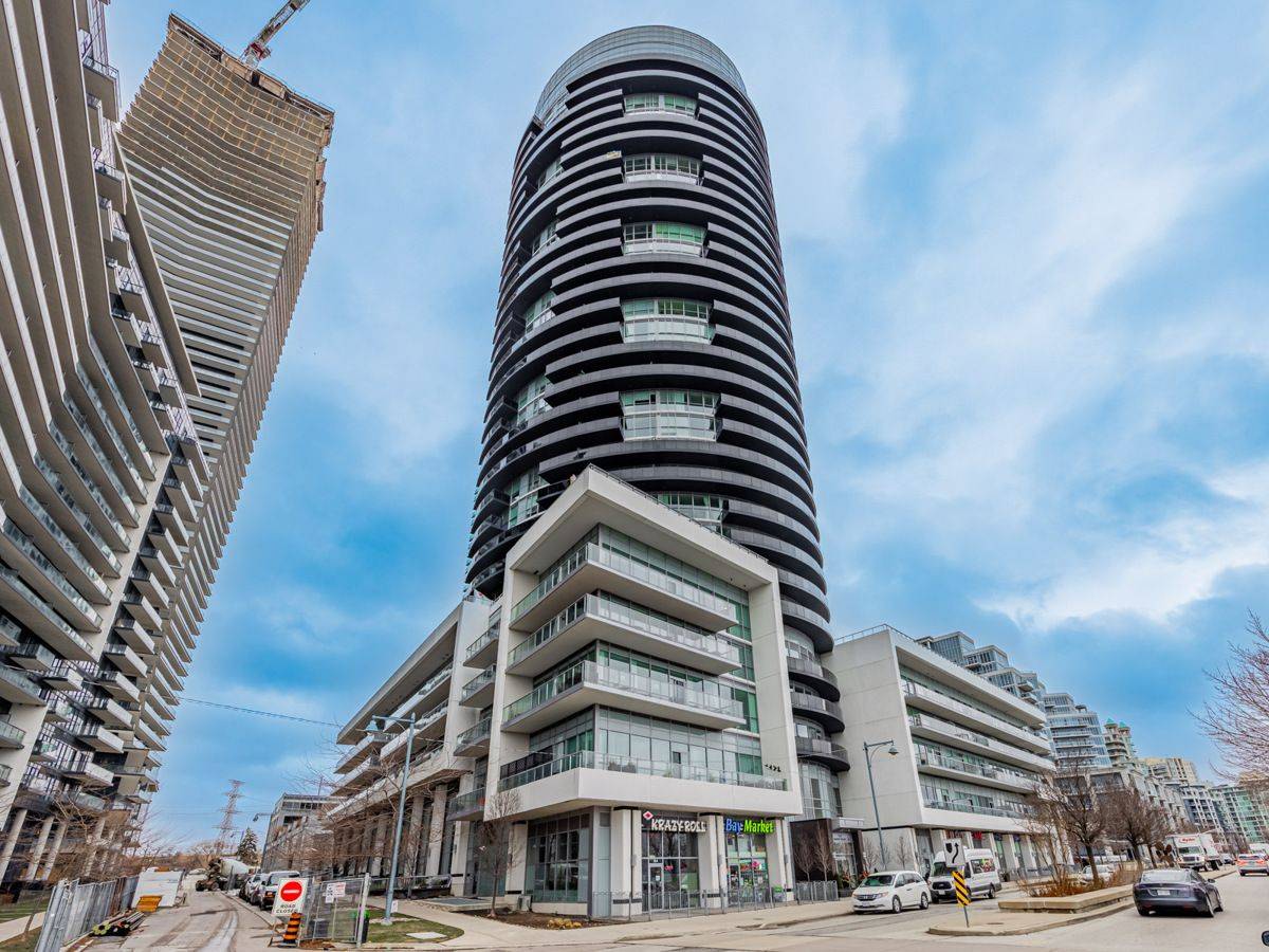 Toronto W06, ON M8V 0A3,80 Marine Parade DR #608