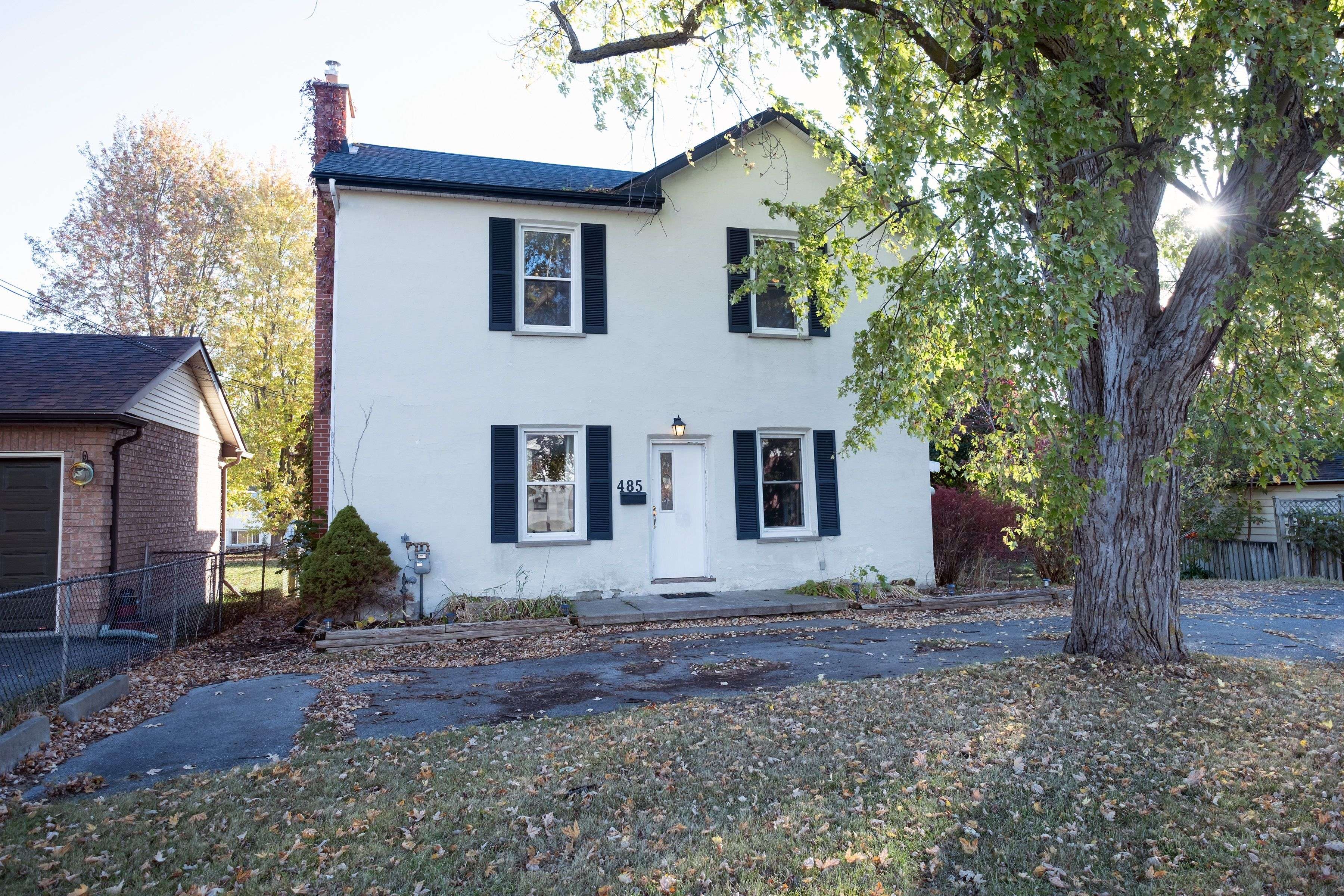 Belleville, ON K8P 4A3,485 Sidney ST