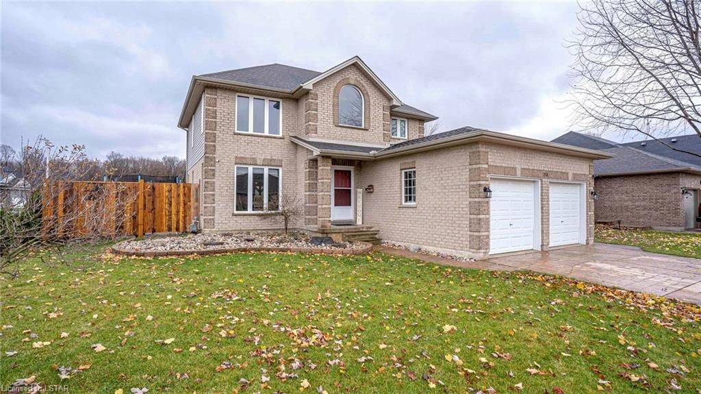 Strathroy-caradoc, ON N7G 4C9,258 THORNE DR