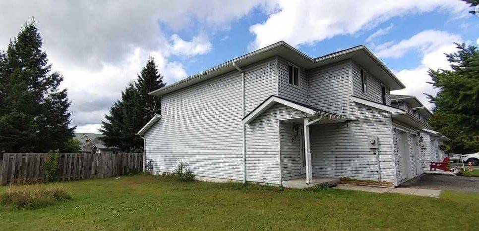 Gravenhurst, ON P1P 1K8,273 Clarence ST