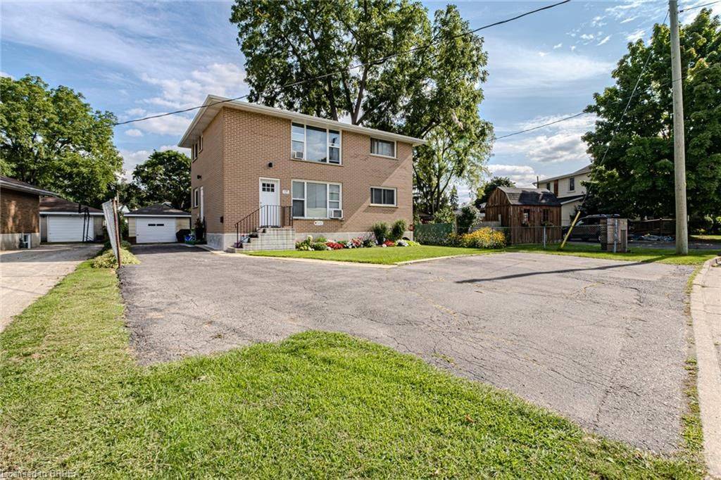 Brantford, ON N3T 1G5,128 Brunswick ST