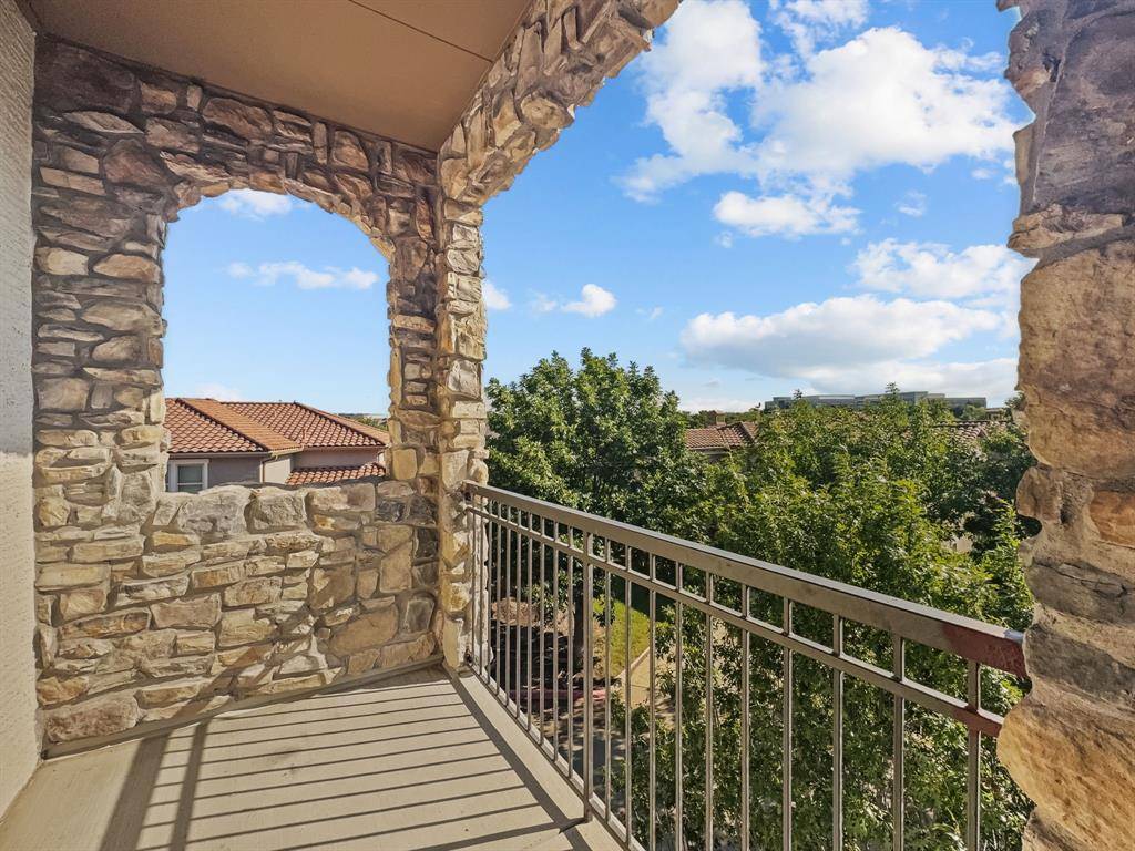 Irving, TX 75039,555 Via Amalfi #311