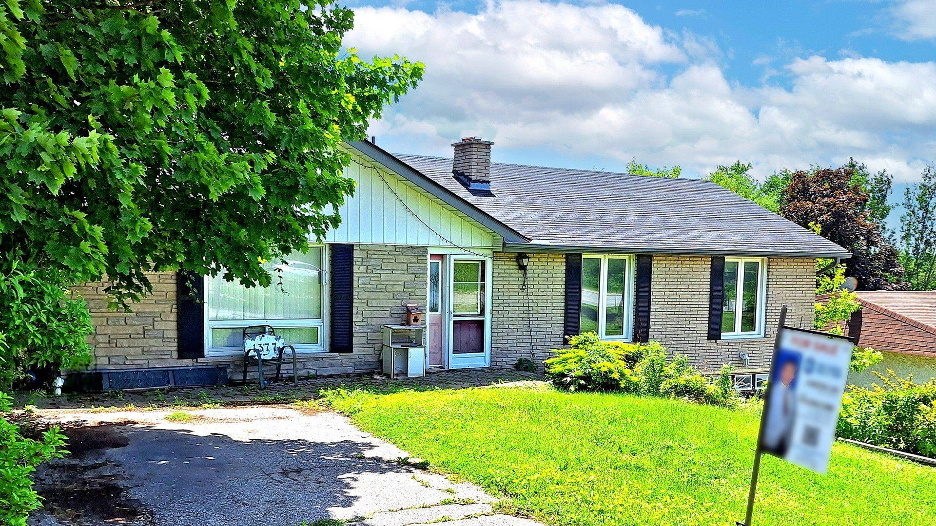 East Gwillimbury, ON L9N 0L8,1377 old green LN E